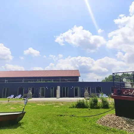 Holiday home Aardehuis 